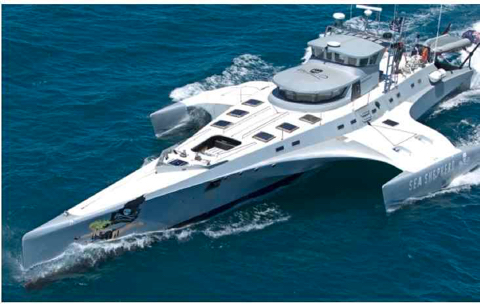 trimaran Brigitte Bardot
